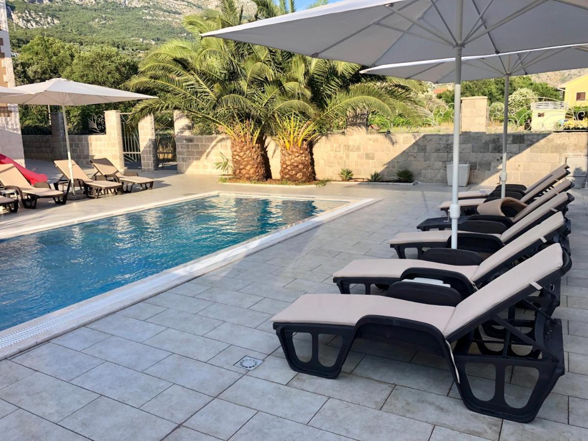 Villa Dolphin Apartments Petrovac Exterior foto
