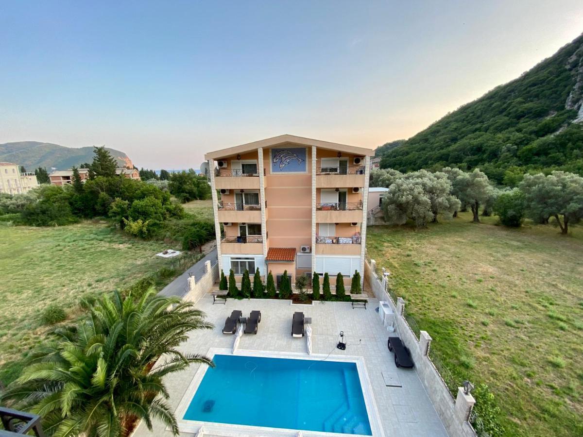 Villa Dolphin Apartments Petrovac Exterior foto