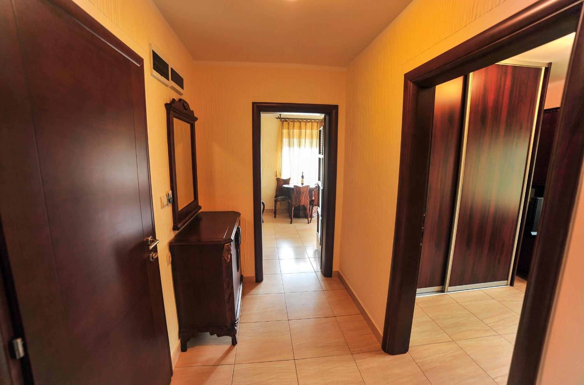 Villa Dolphin Apartments Petrovac Quarto foto