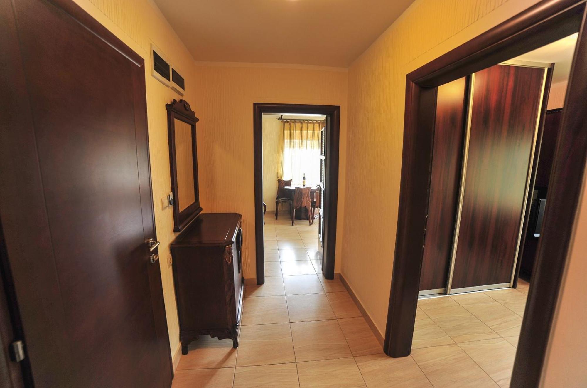 Villa Dolphin Apartments Petrovac Quarto foto