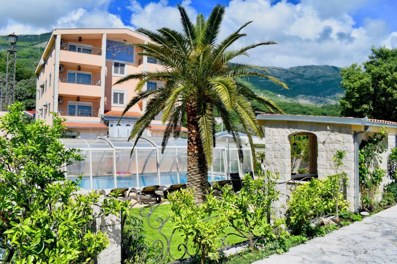Villa Dolphin Apartments Petrovac Exterior foto