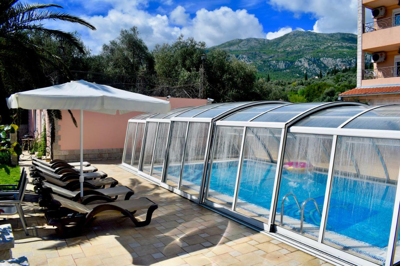Villa Dolphin Apartments Petrovac Exterior foto