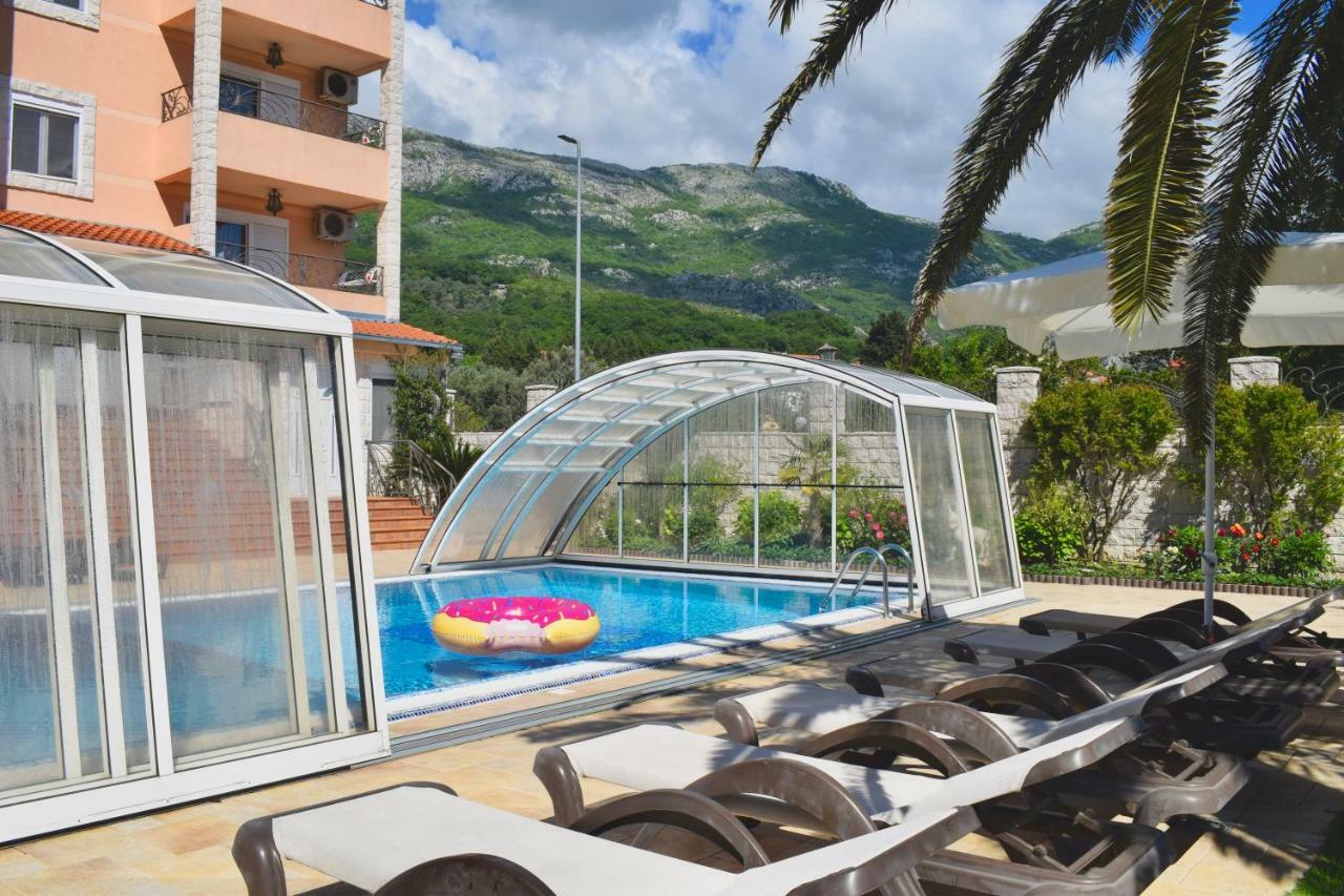 Villa Dolphin Apartments Petrovac Exterior foto